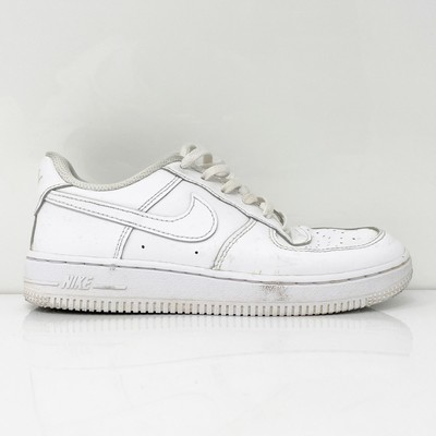 

Nike Boys Force 1 LE DH2925-111 Белая повседневная обувь Кроссовки, размер 2,5 года, Белый, Force 1 LE