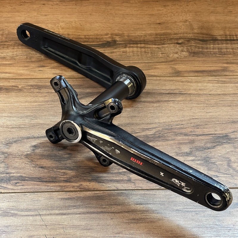 Race Face Ride Crank Arms 104BCD Triple 175 24MM Spindle