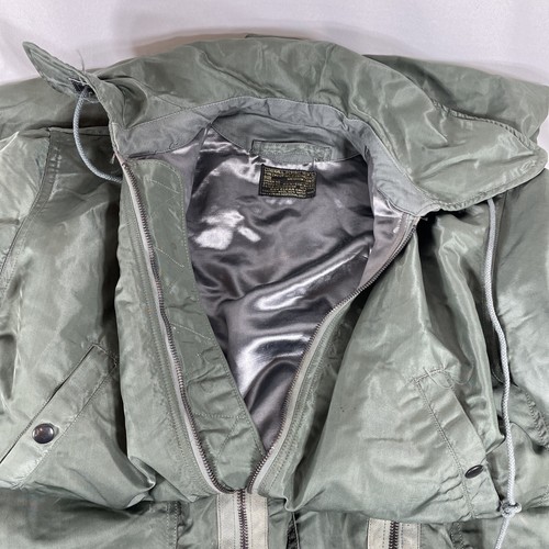 VTG 60s Vietnam War Era USAF Green CWU-1/P Insulated Flight Suit Men Medium Long
