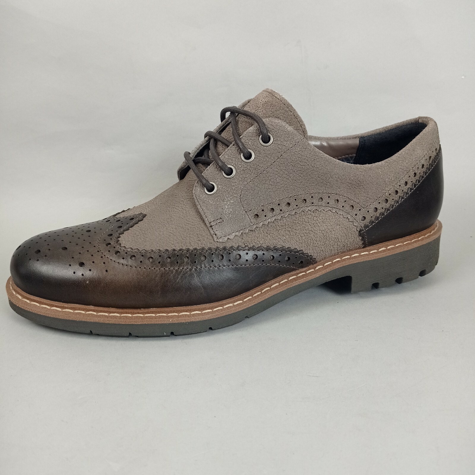 clarks brogues
