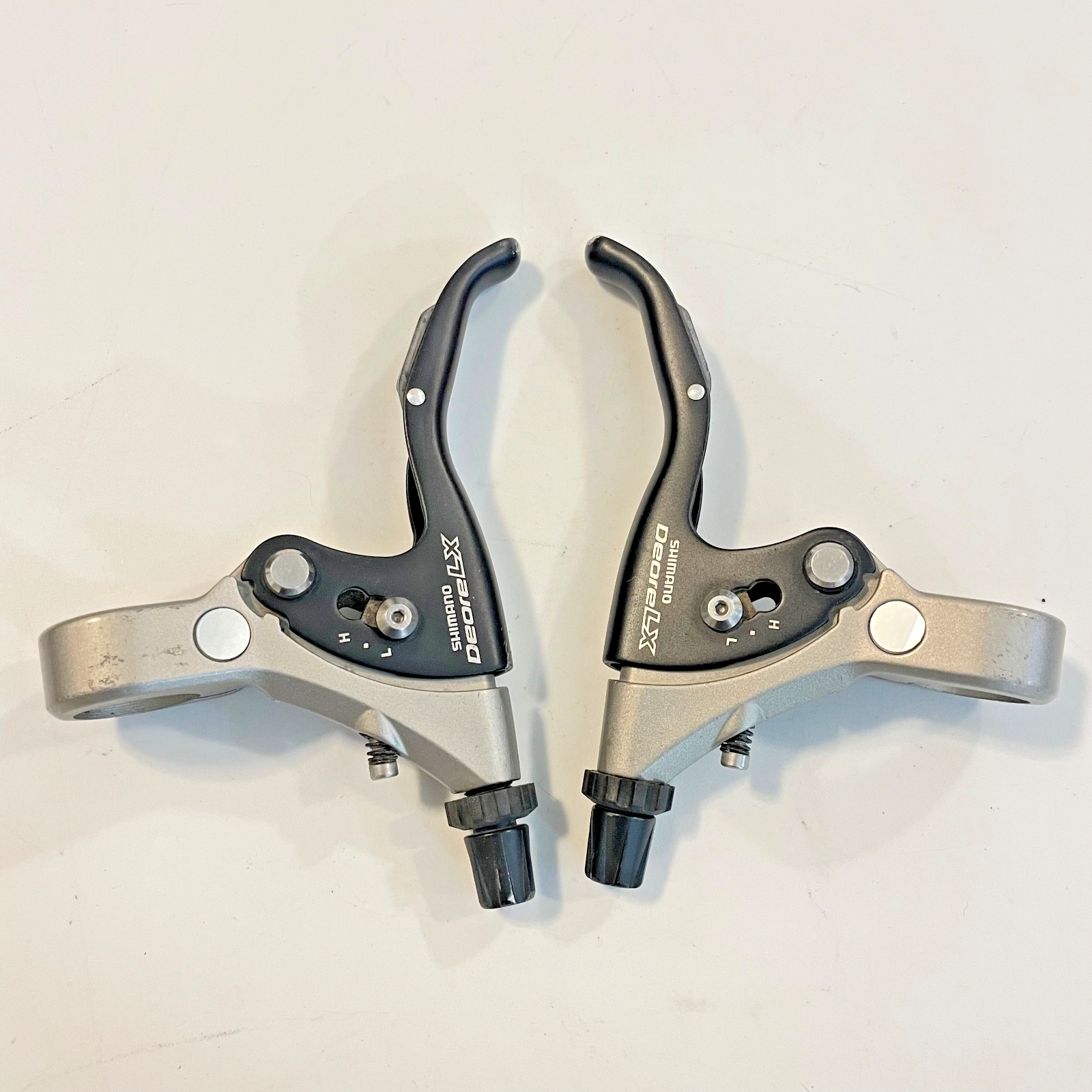 Shimano DEORE LX ブレーキレバー BL-M571 Shimano Deore LX Brake Levers BL-M571 Vintage MTB Gray Black