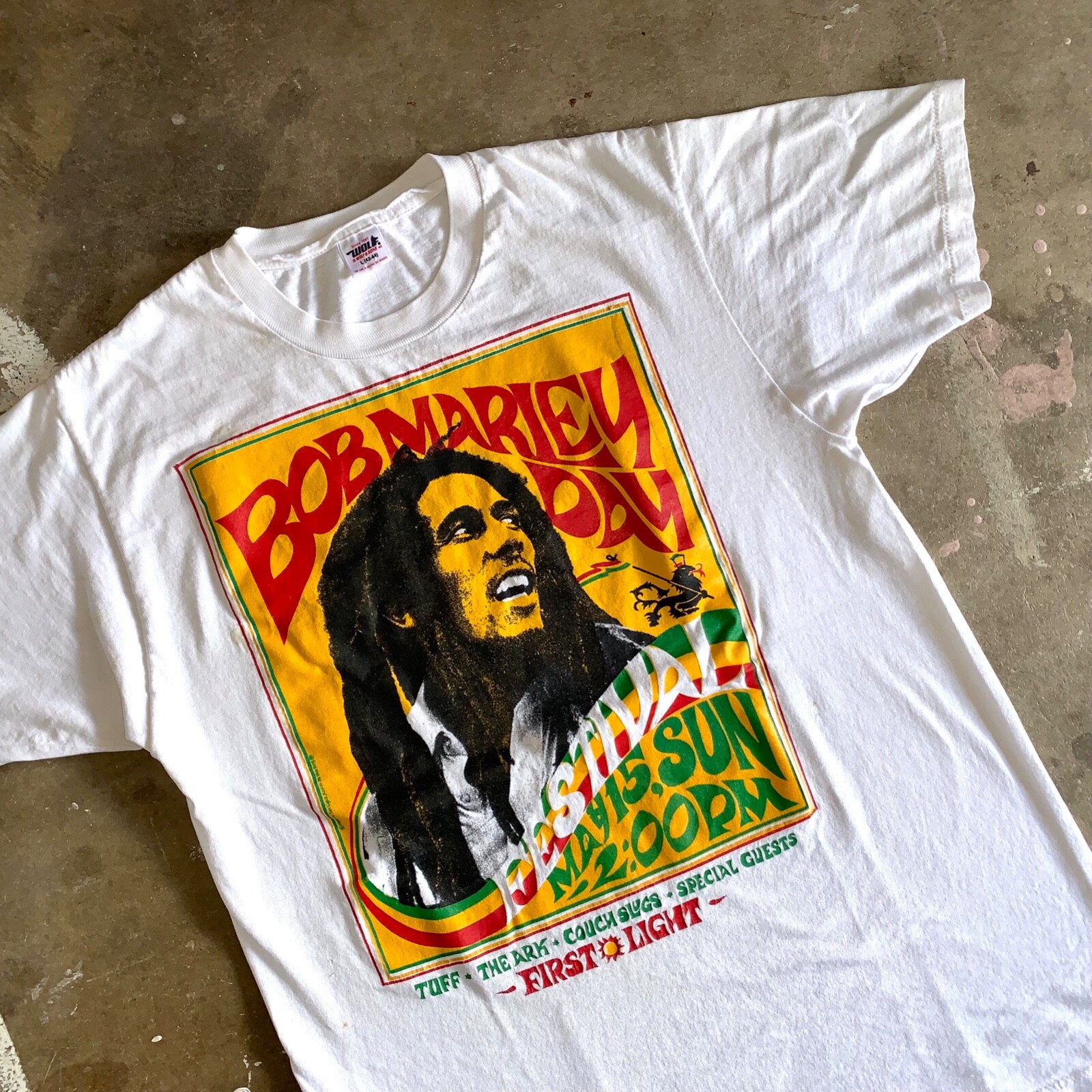 1988 VINTAGE 80s BOB MARLEY DAY REGGAE FESTIVAL T-SHIRT MEN 1988 VINTAGE 80s BOB MARLEY DAY REGGAE FESTIVAL T-SHIRT MEN