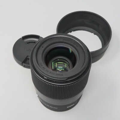 Sigma 30mm f/1.4 Contemporary DC DN Prime Lens for Canon EF-M - plus Lens Hood