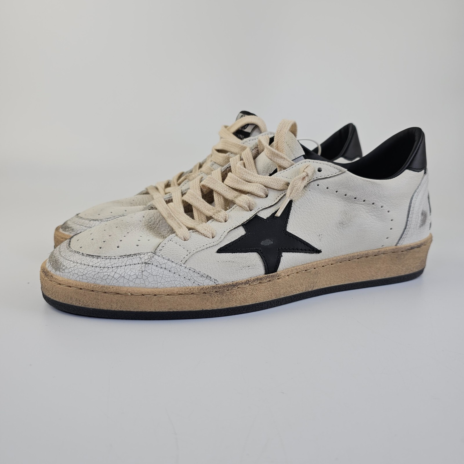 GOLDEN GOOSE Ball Star Men's White/Black Leather Low Top