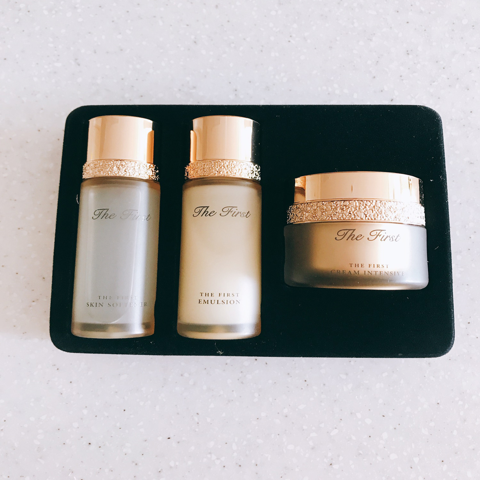 Косметика корейская the first geniture. Корейская косметика ohui. [o hui ] набор o hui miracle moisture. Ohui корея косметика. Маска ohui.