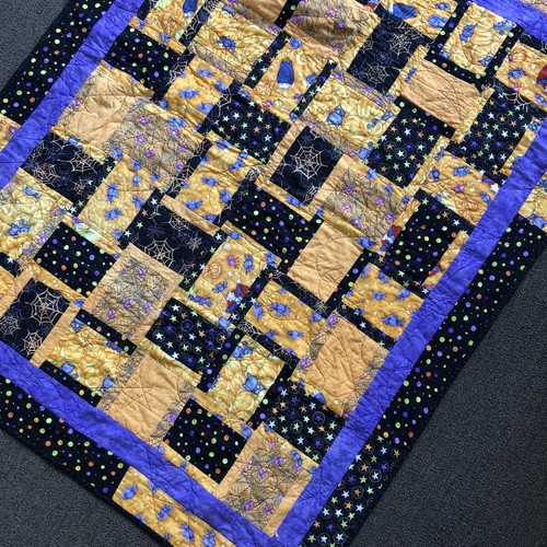 Halloween Quilt (Patchwork) Throw - Wallhanging - Crib - Halloween Decoration
