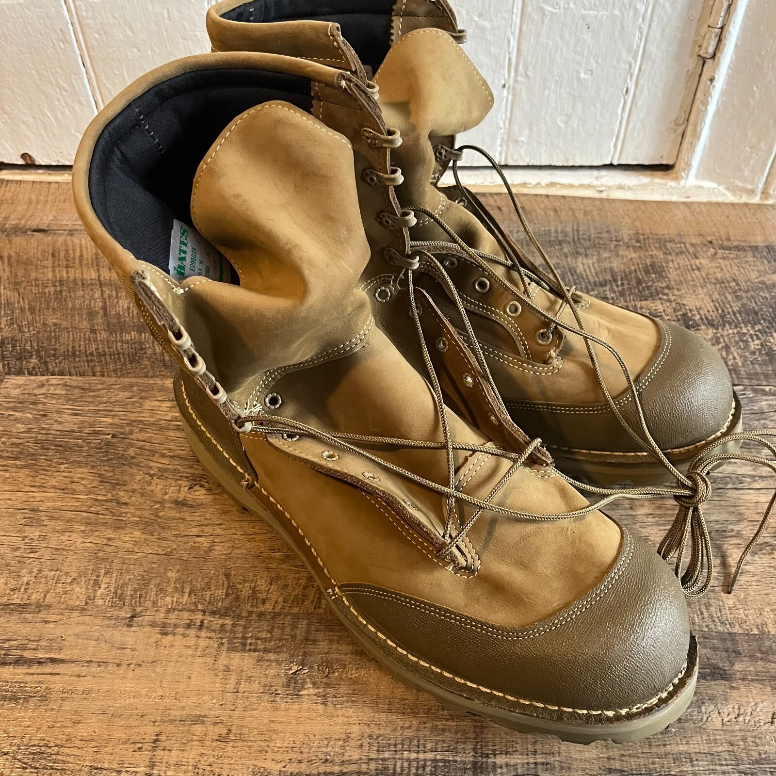 (4650)USMC.BATESコンバットブーツGORE-TEX米軍実物　良品 BATES USMC ゴアテックス コンバットブーツ 米軍放出品の商品