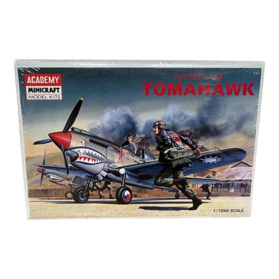 Academy Minicraft Curtiss P-40B Tomahawk Model Kit #1655 Scale 1:72 Sealed