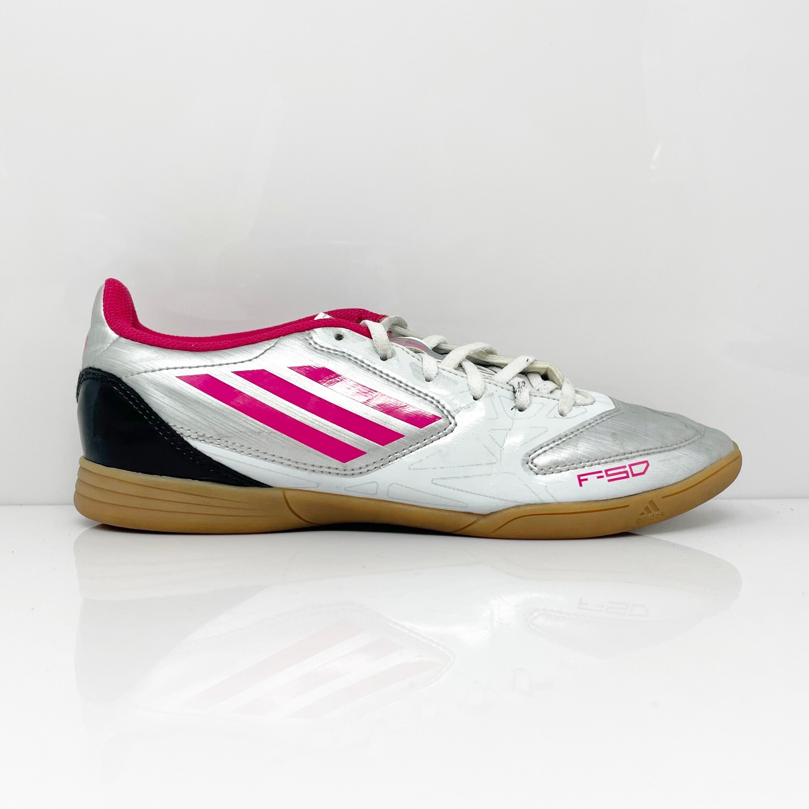

Adidas Womens F5 G61539 Белые футбольные бутсы Размер 7,5, Белый, F5