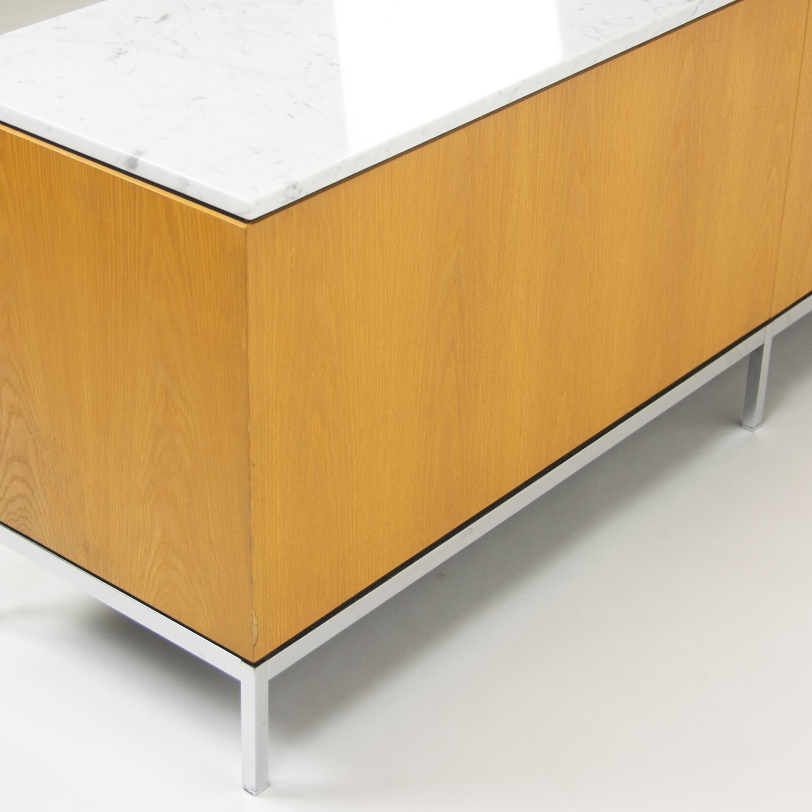 Florencia Knoll Vintage Roble Y Mármol Credenza Armario Aparador