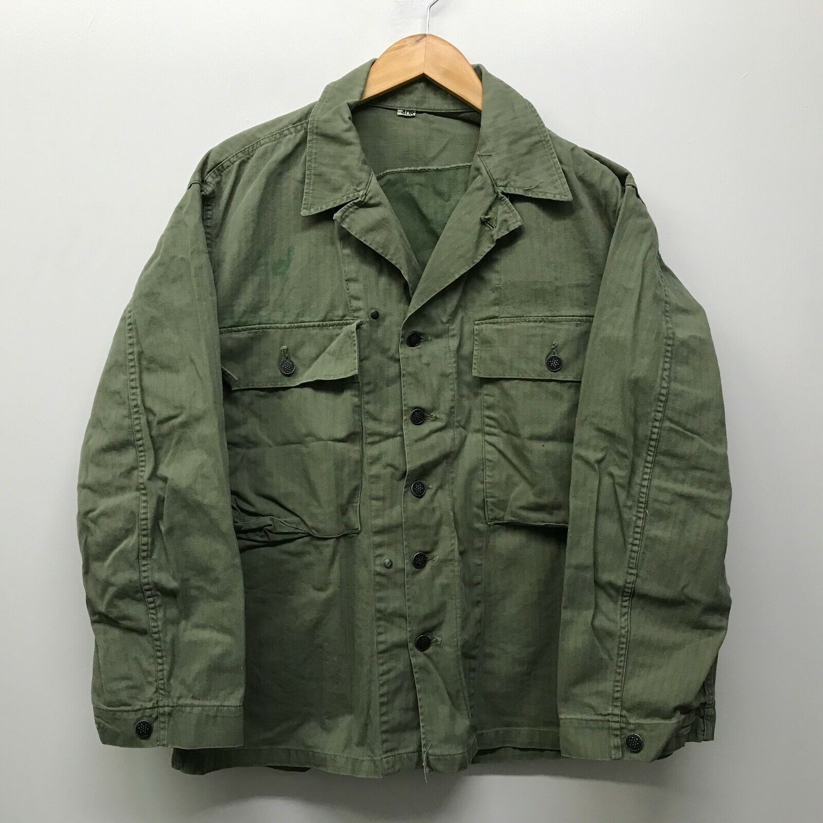 VINTAGE WWII US Army HBT Cotton 13 Star Button Shirt SIZE 40 VINTAGE WWII US Army HBT Cotton 13 Star Button Shirt SIZE 40