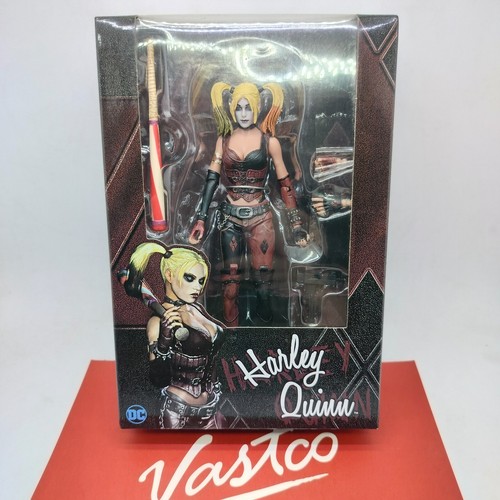 NECA BATMAN ARKHAM CITY 7インチHARLEY QUINN NECA DC Batman Arkham City Harley Quinn 7