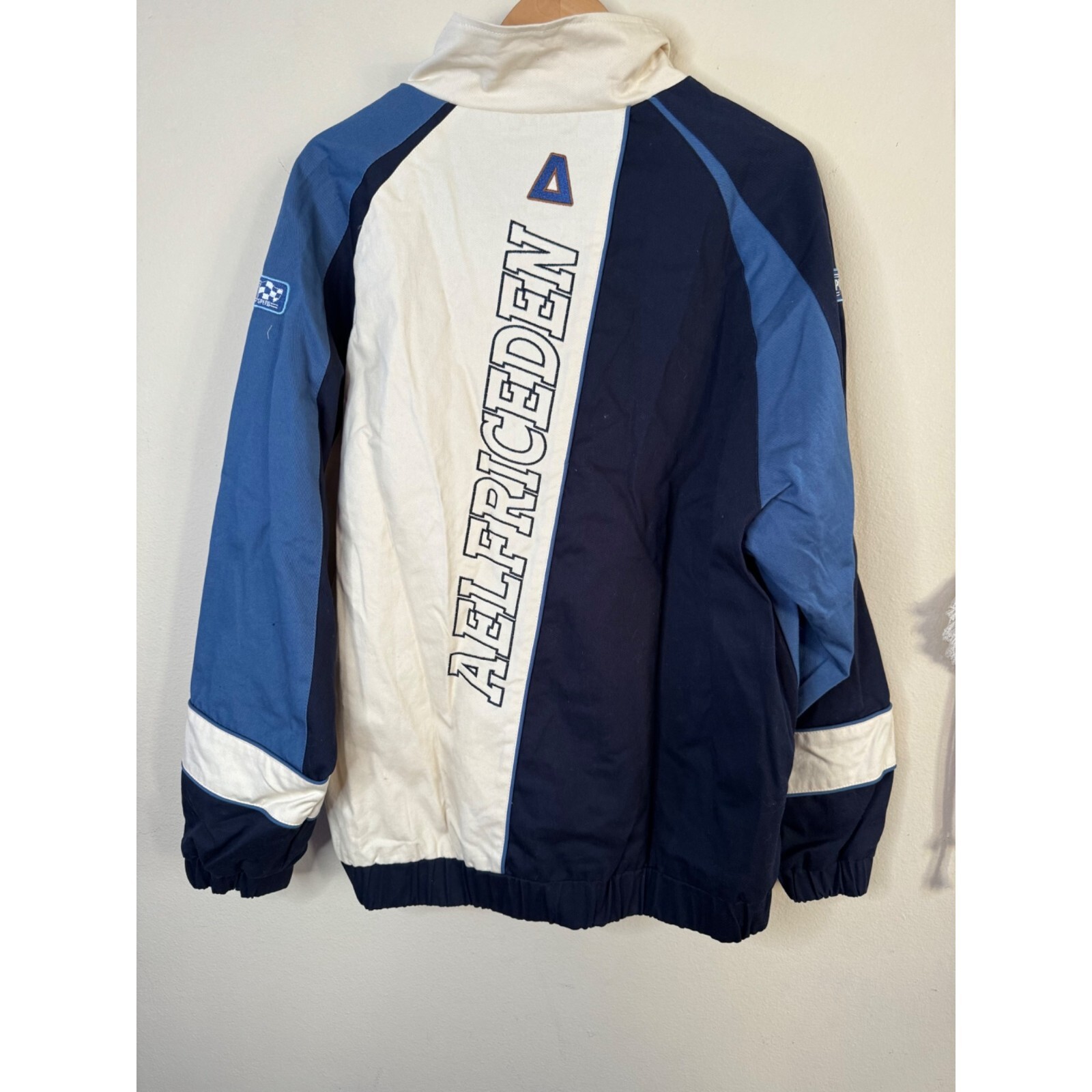 国内未入荷 Aelfric Eden スウェット 2色展開 国内未入荷 Aelfric Eden スウェットシャツ 2色展開 (Aelfric