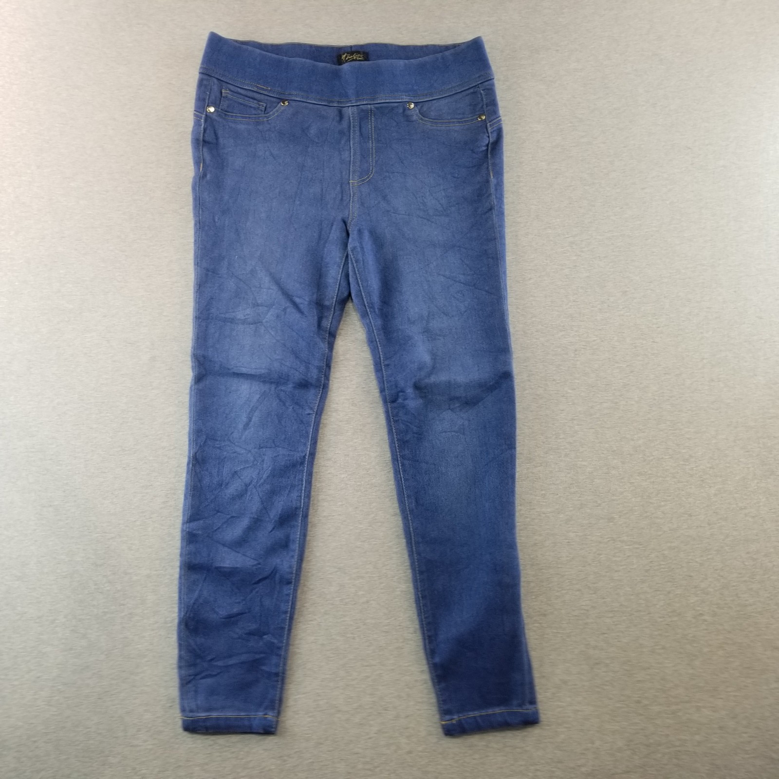 Thalia Jeans Womens Sz M Pull On Stretch Waist BlueWash Normcore Grannycore Nice