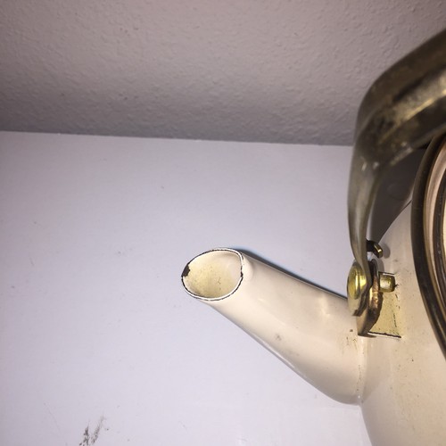 Vintage Heartland Enamel Tea Kettle by International China 2 quart EUC