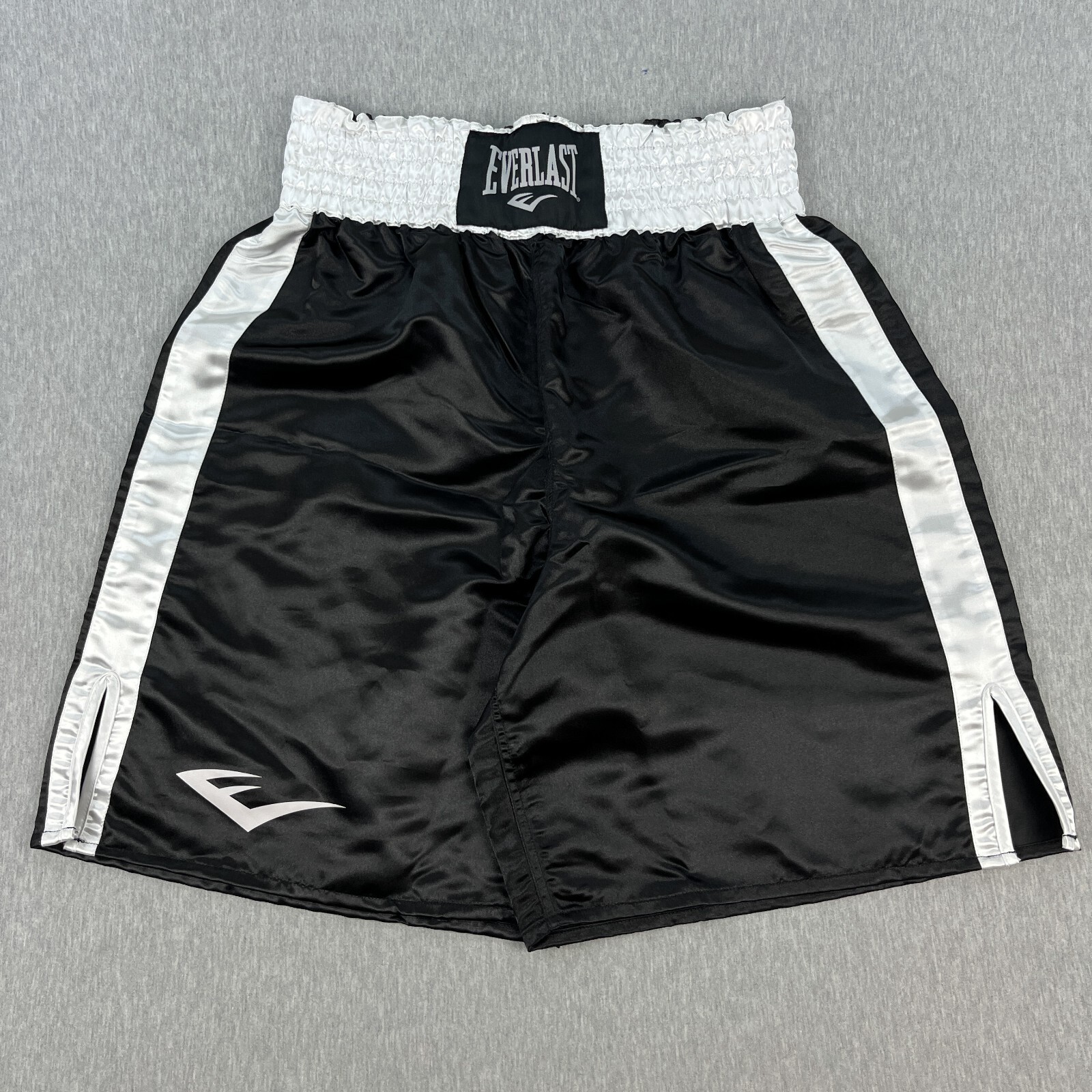 Everlast Satin Boxing Shorts Mens XXL Black White Striped