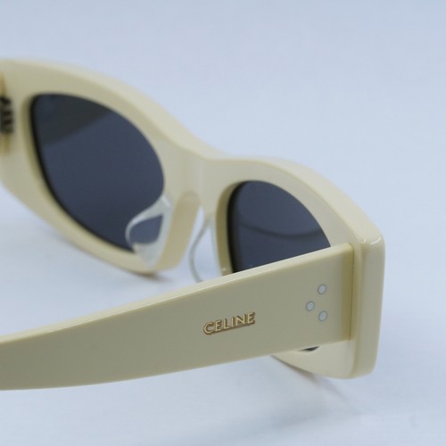 Pre-owned Celine Cl40245u 39a Shiny Butter/smoke 55-19-135 Sunglasses Authentic In Gray