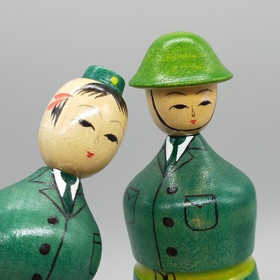 Japanese wooden doll Sosaku kokeshi a pair of Japanese self-defense officer