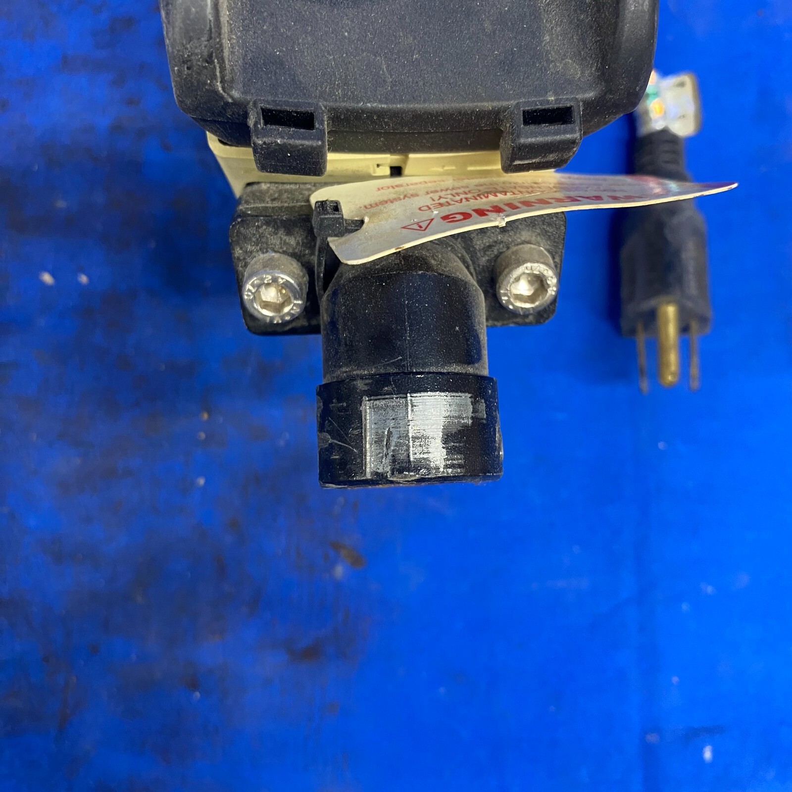 INGERSOLL RAND ZERO LOSS CONDENSATE DRAIN 1/2" FNPT INLET SIZE HEIGHT 5"