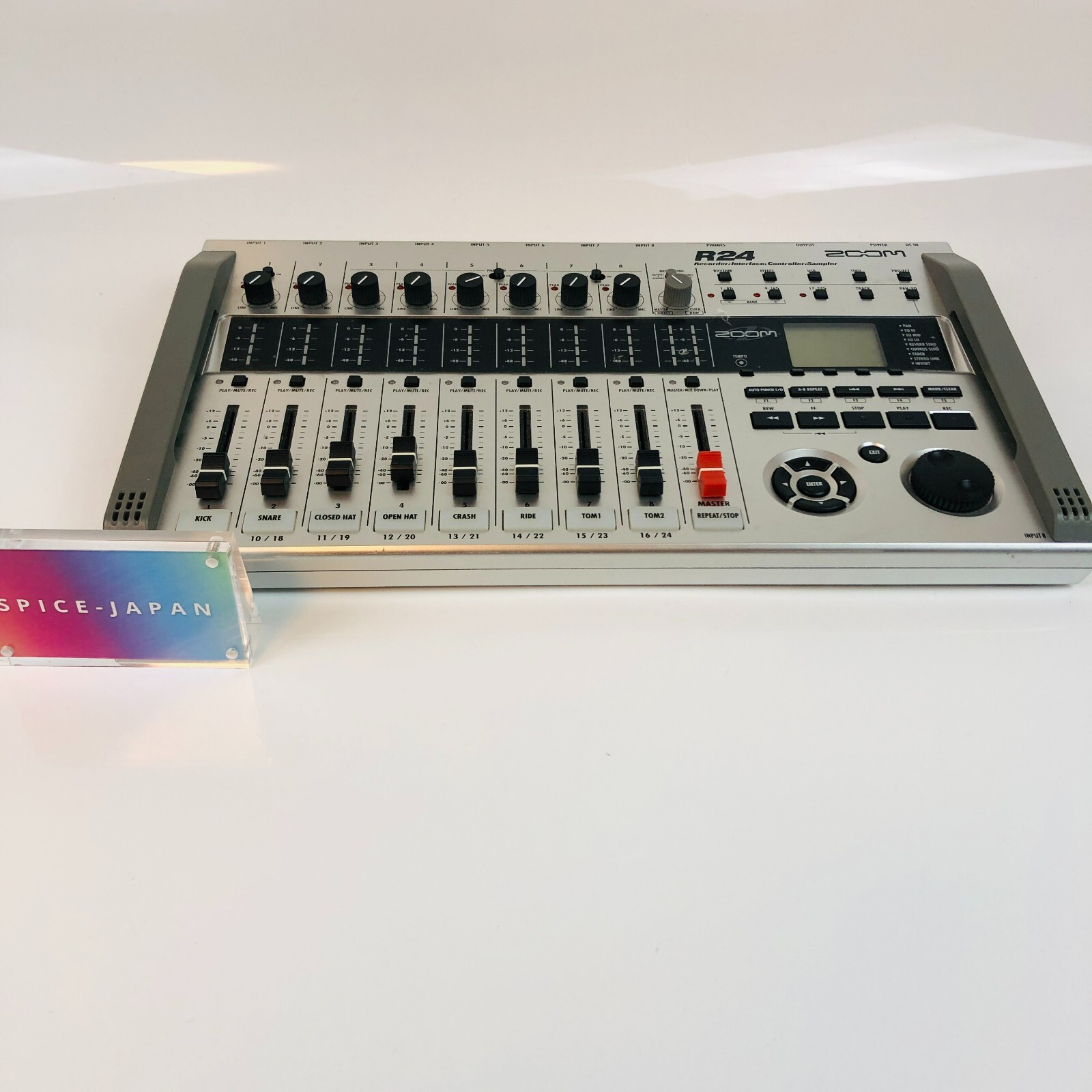 Zoom R24 Multi-Track Recorder - 24-Track, Integrated Drum Machine, USB Interface - Picture 3 of 12