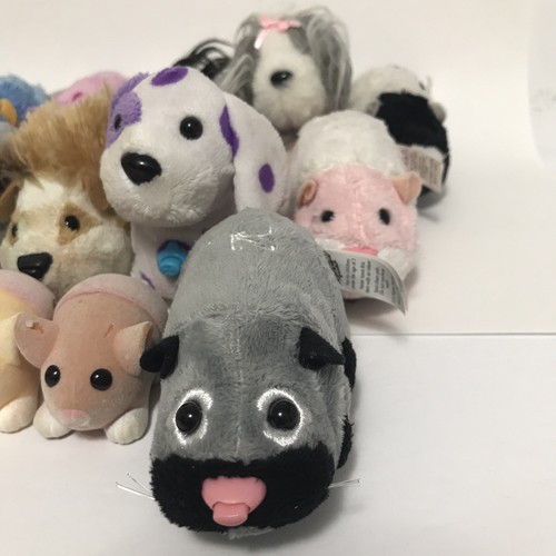 Zhu Zhu Pets Lot Of 28 Hamster Baby Dogs UNTESTED FOR PARTS A105