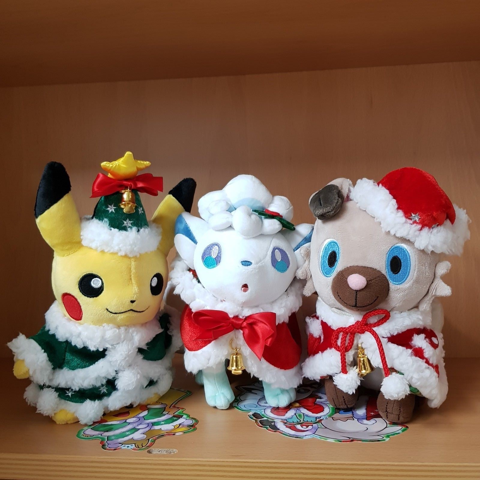 alolan vulpix christmas