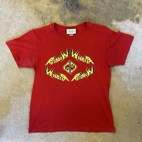 【新品】GUCCI BANDロゴ入りレッドTシャツ 18/24 新品】GUCCI BANDロゴ入りレッドTシャツ 18/24 Gucci Red Gucci