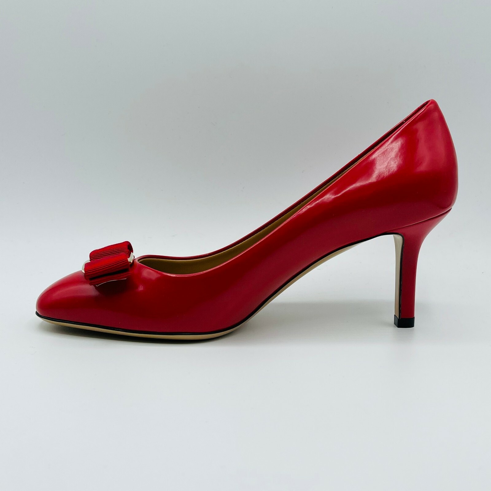 Pre-owned Ferragamo Salvatore  Erice 70 Women's Red Leather Bow Heel Pump 672532