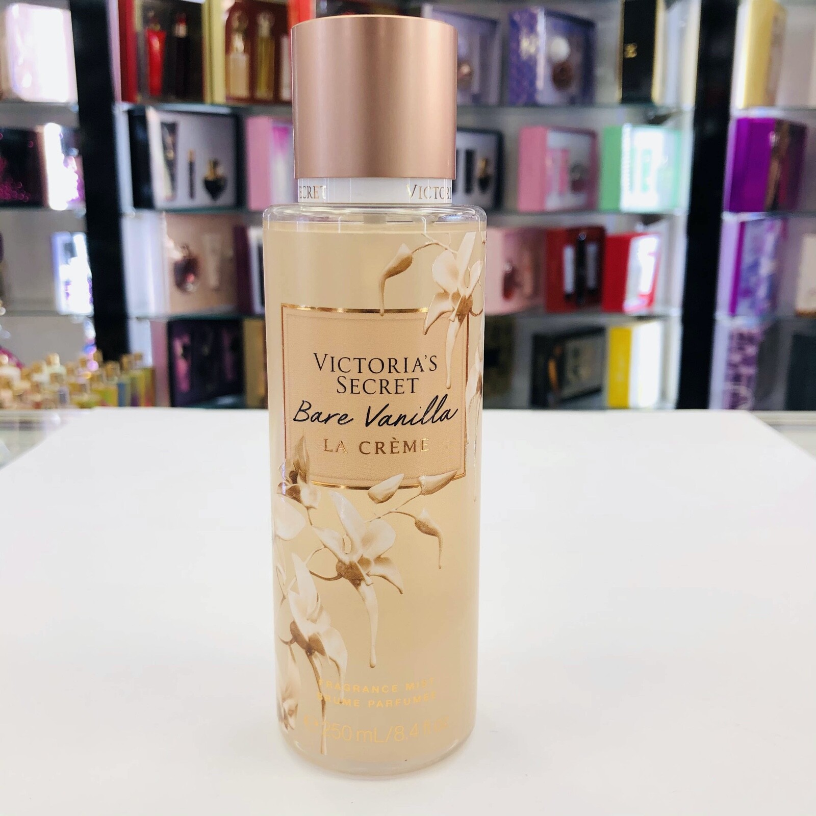Victoria's Secret Bare Vanilla La Crème Limited Edition Body Mist 8.4 oz Victoria's Secret Bare Vanilla La Crème Limited Edition Body Mist 8.4 oz