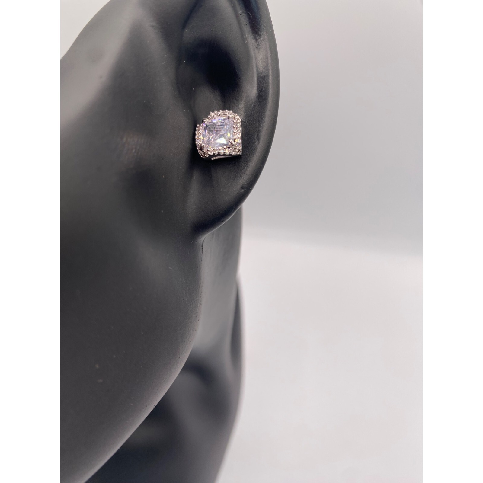 Kate Spade New York Women's Princess Cut Large Studs Clear/Silver New