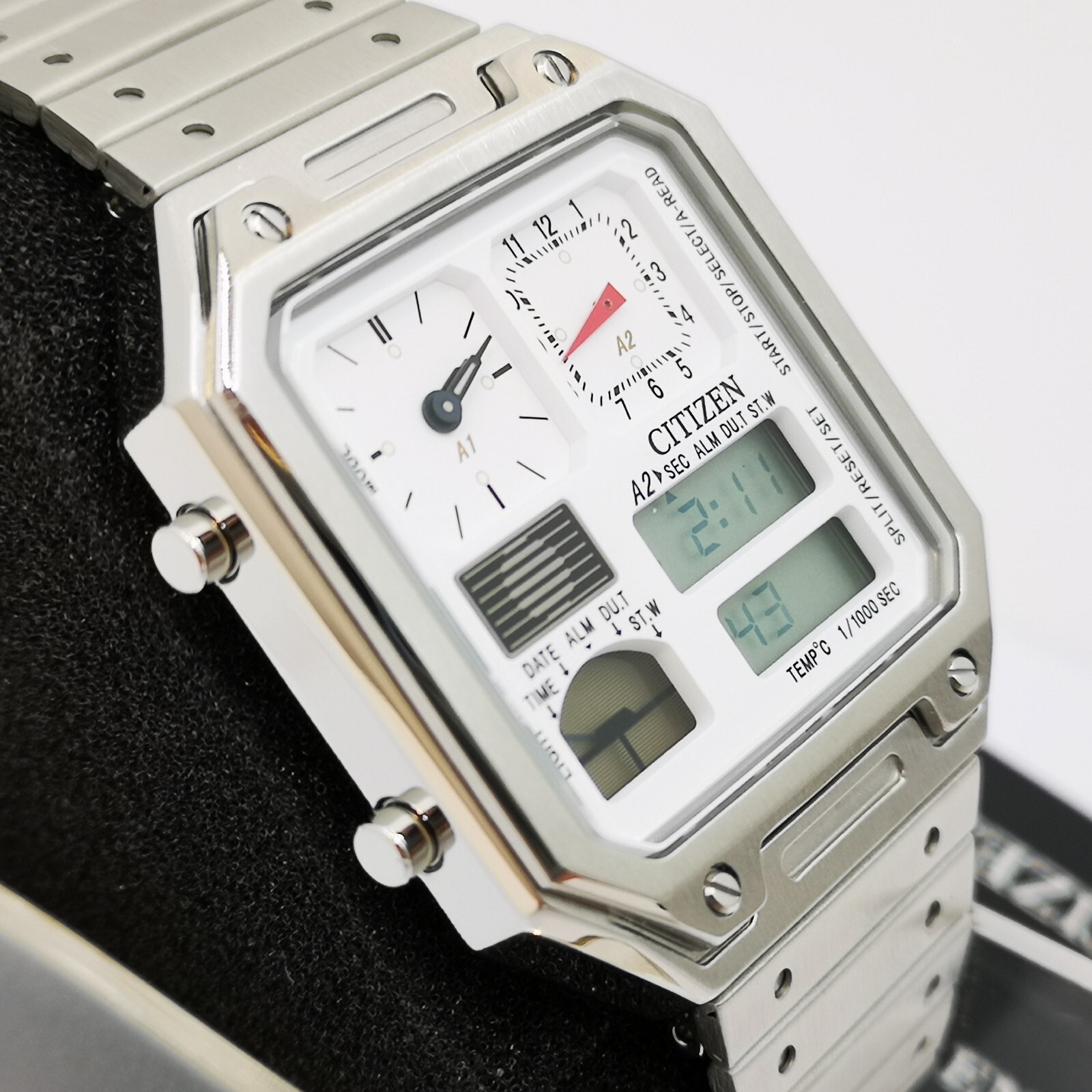 Pre-owned Citizen Collection Record Label Thermo Sensor Jg2120-65a Unisex Watch In Box