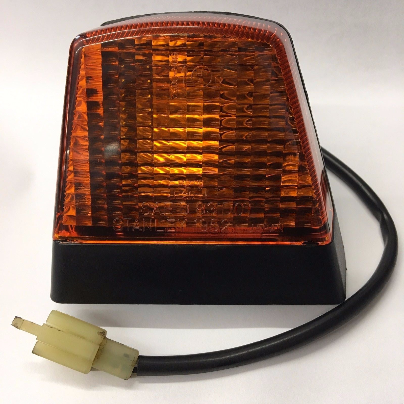 1986-1987 Kawasaki ZX1000 Ninja Lamp Signal 23040-1119 | eBay 1986-1987 Kawasaki ZX1000 Ninja Lamp Signal 23040-1119 | eBay