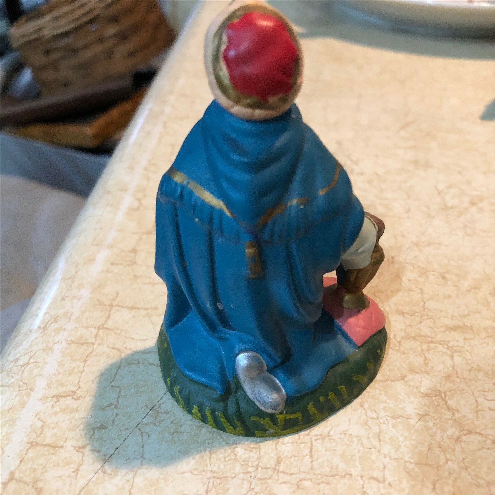 vintage Paper Mache Wise Man Nativity kneeling robe gifts turban