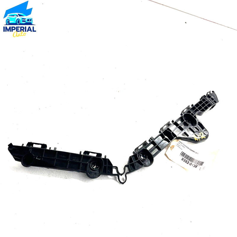 Used TOYOTA CAMRY 2018 - 2023 REAR BUMPER RIGHT PASSENGER SIDE RETAINER BRACKET