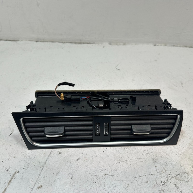 Used 2013-2016 AUDI A4 ALLROAD DASH DASHBOARD CENTER MIDLE A/C AIR VENT GRILLE OEM