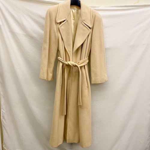 【OUNCE】 cashmere half handmade coat OUNCE】 cashmere half handmade coat