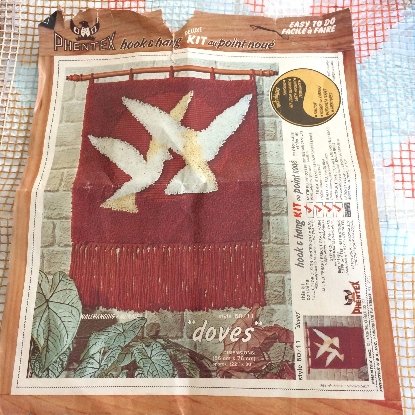 Vtg DOVES Wall Hanging 22 x 30 Phentex Hook & Hang Deluxe Latch Hook Kit  #50 11