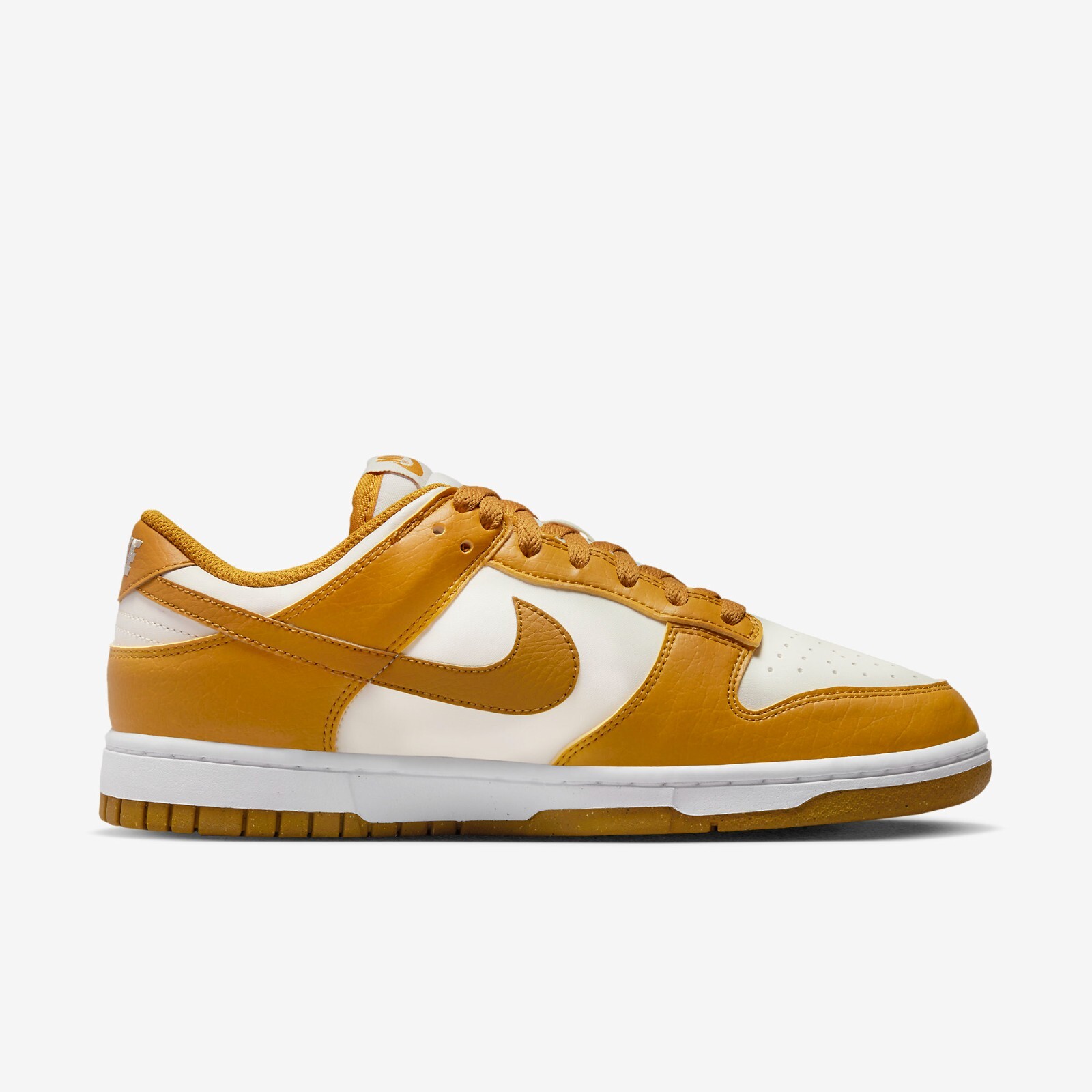 

Женские кроссовки Nike Dunk Low Next Nature Phantom (DN1431-001), Phantom / gold, Nike Women's Dunk Low Next Nature