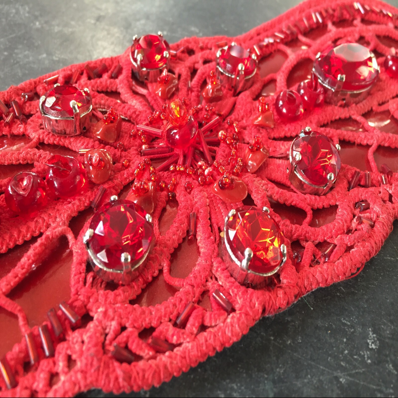 Pre-owned Amira Di Transilvania Women Accessories Belt Macrame Rhinestones Faux Leather Royal Handmade Red Beads