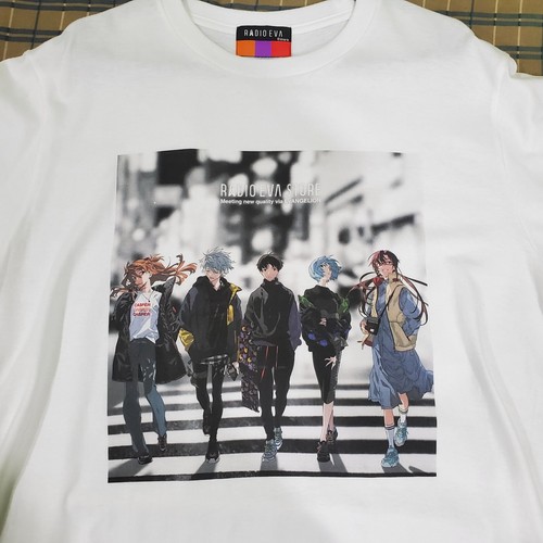 RADIO EVA Illustration T-Shirt δ（Mai Yoneyama）(WHITE(COLOR)) エヴァンゲリオン公式アパレルブランド【RADIO EVA Online Store】