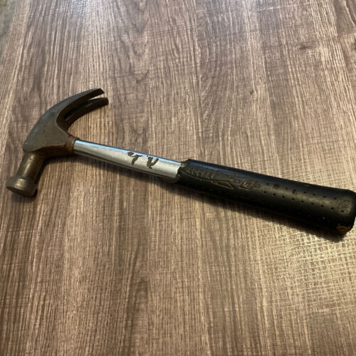 VINTAGE TRUE TEMPER JET ROCKET B16 CURVED CLAWS HAMMER PAT VINTAGE TRUE TEMPER JET ROCKET B16 CURVED CLAWS HAMMER PAT