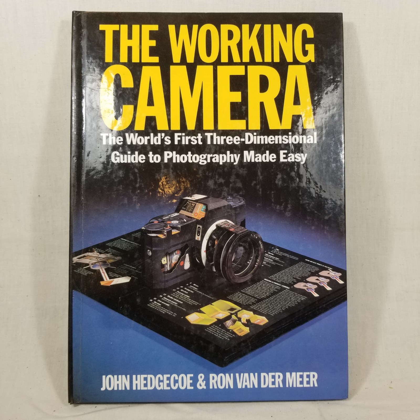 3D Pop-UP The Working Camera Hedgecoe & Van der Meer Harmony Books 1986 Photo