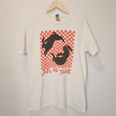 Harry Styles Graphic Music Concert Tee Bunny Rabbit Love on Tour Size Medium