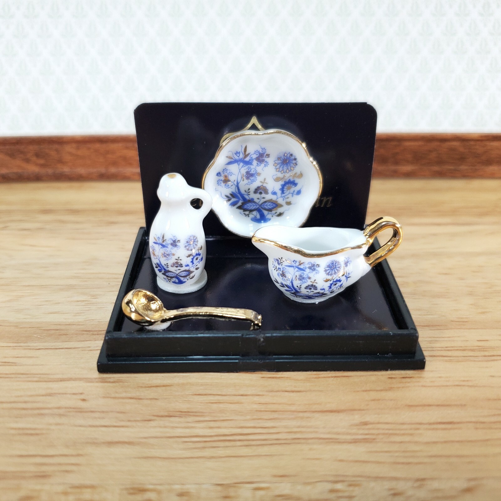 REUTTER PORZELLAN GERMANY 急須と靴 置物 2点セット Reutter Porcelain Miniatures 4 Piece Serving Set 1:12 Scale
