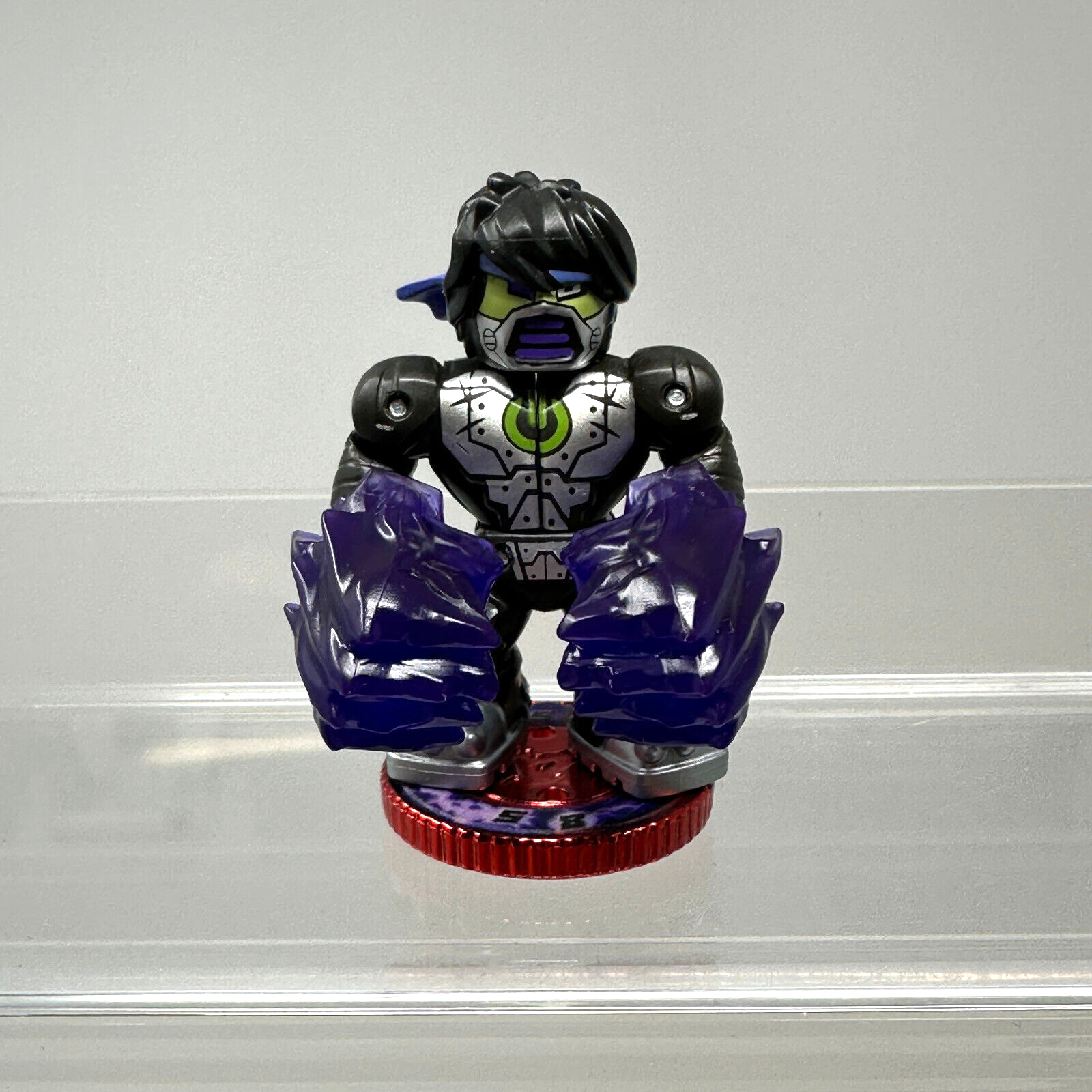 Akedo Ultimate Arcade Warriors Shadow Strike GlitchBlade