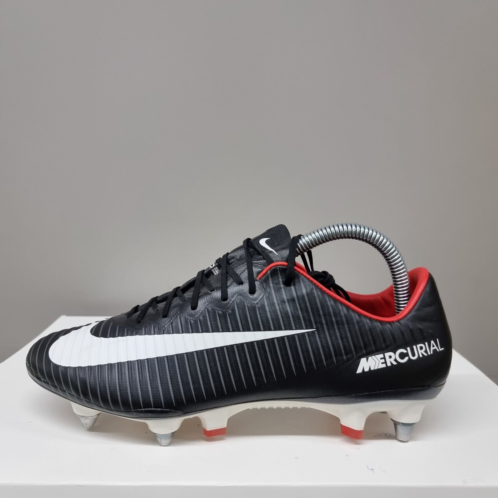 NIKE MERCURIAL VAPOR XI 11 SG FG ACC (2016) (831941 002 NIKE MERCURIAL VAPOR XI 11 SG FG ACC (2016) (831941 002