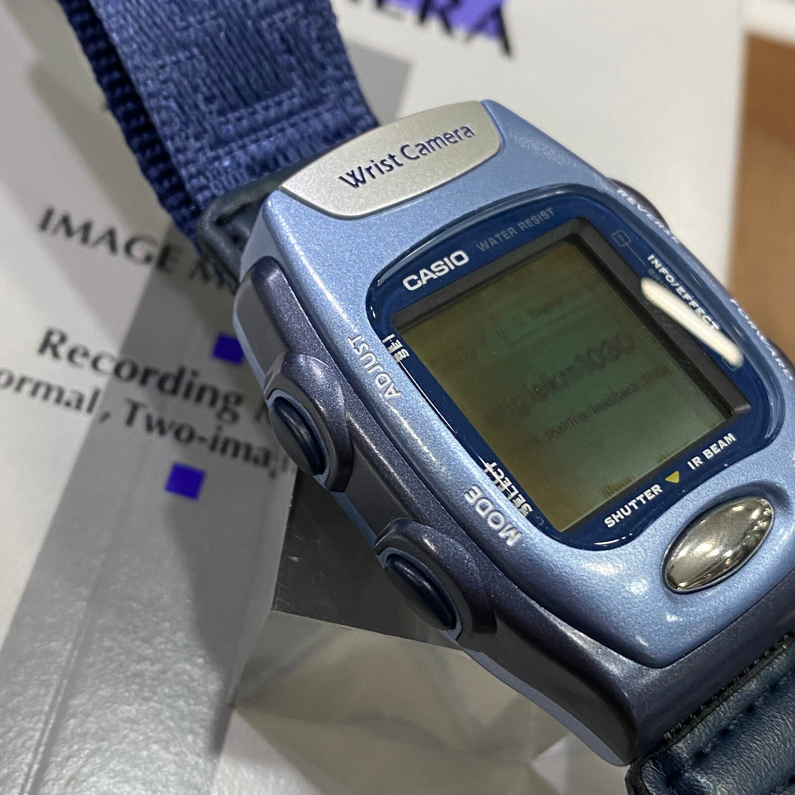 Pre-owned Casio Wqv-2b-2dr Wrist Camera Digital Watch Rare Vintage In Box