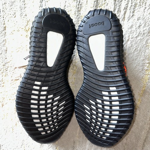 ADIDAS ORIGINALS SIZE 9.5 - ADIDAS YEEZY BOOST 350 V2 LOW CARBON BELUGA