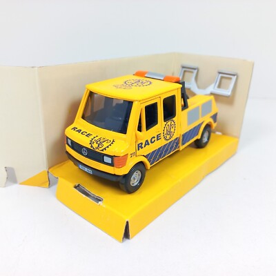 1/43 Grúa asistencia Mercedes RACE España Autocraft