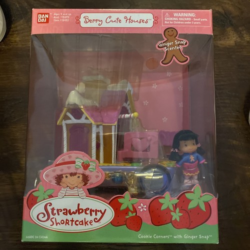 Strawberry Shortcake Fun Mobile by Bandai – Vintage 